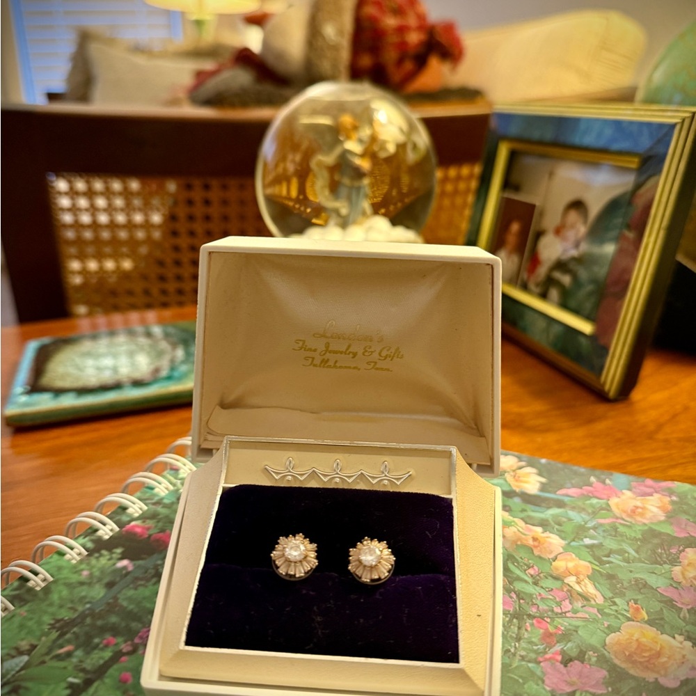 Swarovski Crystal Stud Earrings Set In Rose Gold